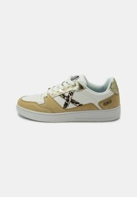MUNICH OCRA - Sneakers basse - bianco
