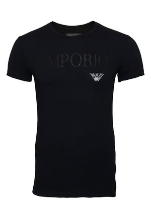 T-shirt noir à manches courtes avec un texte discret "EMPORIO" sur la poitrine et un petit logo blanc aigle Emporio Armani sur le côté gauche.