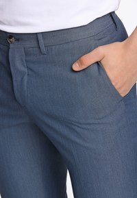 Junk De Luxe STRUCTURE STRETCH SET - Completo - dk blue