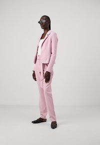 Vero Moda Tall VMALMA LOOSE - Bleizeris - cherry blossom