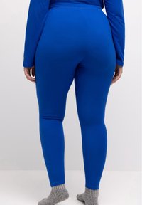 Ulla Popken FUNKTIONS SCHNELLTROCKNEND ELASTIKBUND - Tights - blue