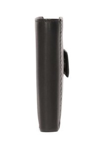 Fekete bőr pénztárca karcsú profiljával, rendezett varrással és oldalsó gombos záródással. Simogatós textúra és minimalista dizájn.