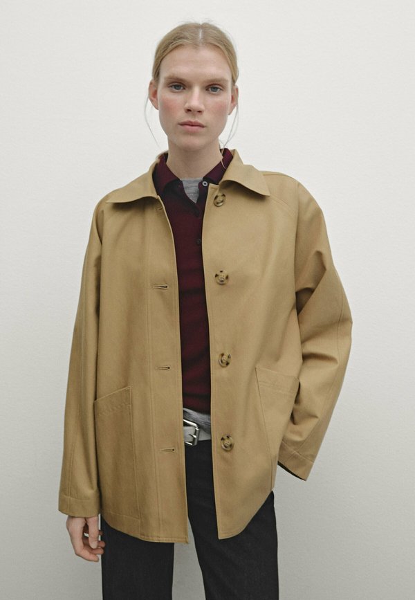 POCKETS - Light jacket - camel