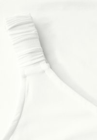Thumbnail Image 5