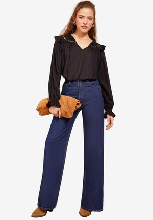 Friends Like These REGULAR FIT - LONG SLEEVE CUTWORK - Blouse - black