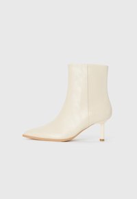 Klassiske pumps - off white