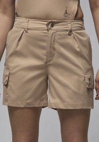 Jordan CHICAGO  - Shorts - legend medium brown