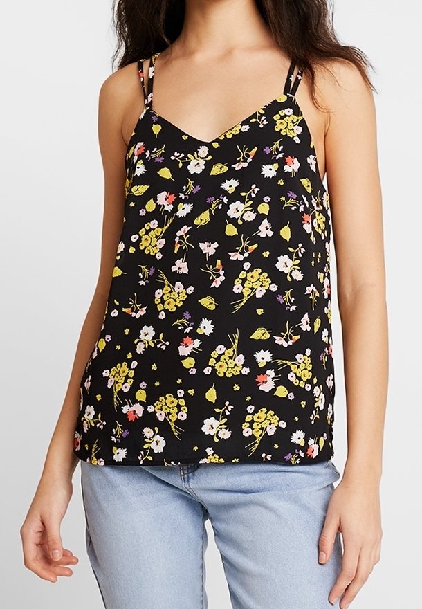Top nero senza maniche con scollo a V, caratterizzato da una stampa floreale in giallo, rosa e bianco, e spalline sottili. Tessuto leggero.
