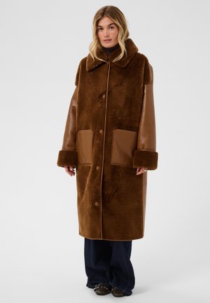 Saint Tropez, SIBILLASZ COAT - Winter coat - bison
