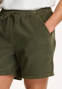 Thumbnail Image 5