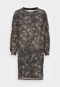 Langärmliges schwarzes Kleid mit einem cremefarbenen abstrakten Muster, Rundhalsausschnitt und seitlichen Schlitzen, aus einem weichen, strukturierten Stoff gefertigt.