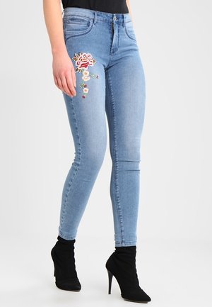 Vaqueros pitillo - blue denim