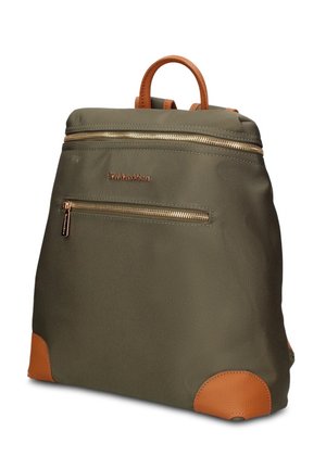Sac à dos compact vert olive avec des accents en cuir beige, poche frontale zippée et poignée supérieure, conçu pour une utilisation quotidienne.