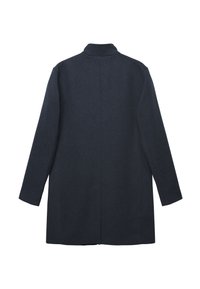 Cappotto di lana blu scuro, di lunghezza intermedia, con colletto alzato e maniche lunghe. Presenta linee pulite e una texture liscia, senza chiusure visibili.