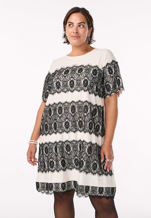 MIT KONTRASTFARBENEN SÄTZEN - Hverdagskjole - birch w black lace