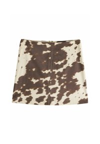 Jupe courte en imprimé vache marron et crème avec une coupe droite, dotée d'une fermeture éclair au dos et de détails de couture minimaux. En mélange de coton.
