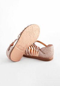 Miniaturna slika 4