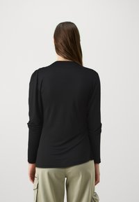 Bruuns Bazaar KATKABBGINELA BLOUSE - Tops ar garām piedurknēm - black