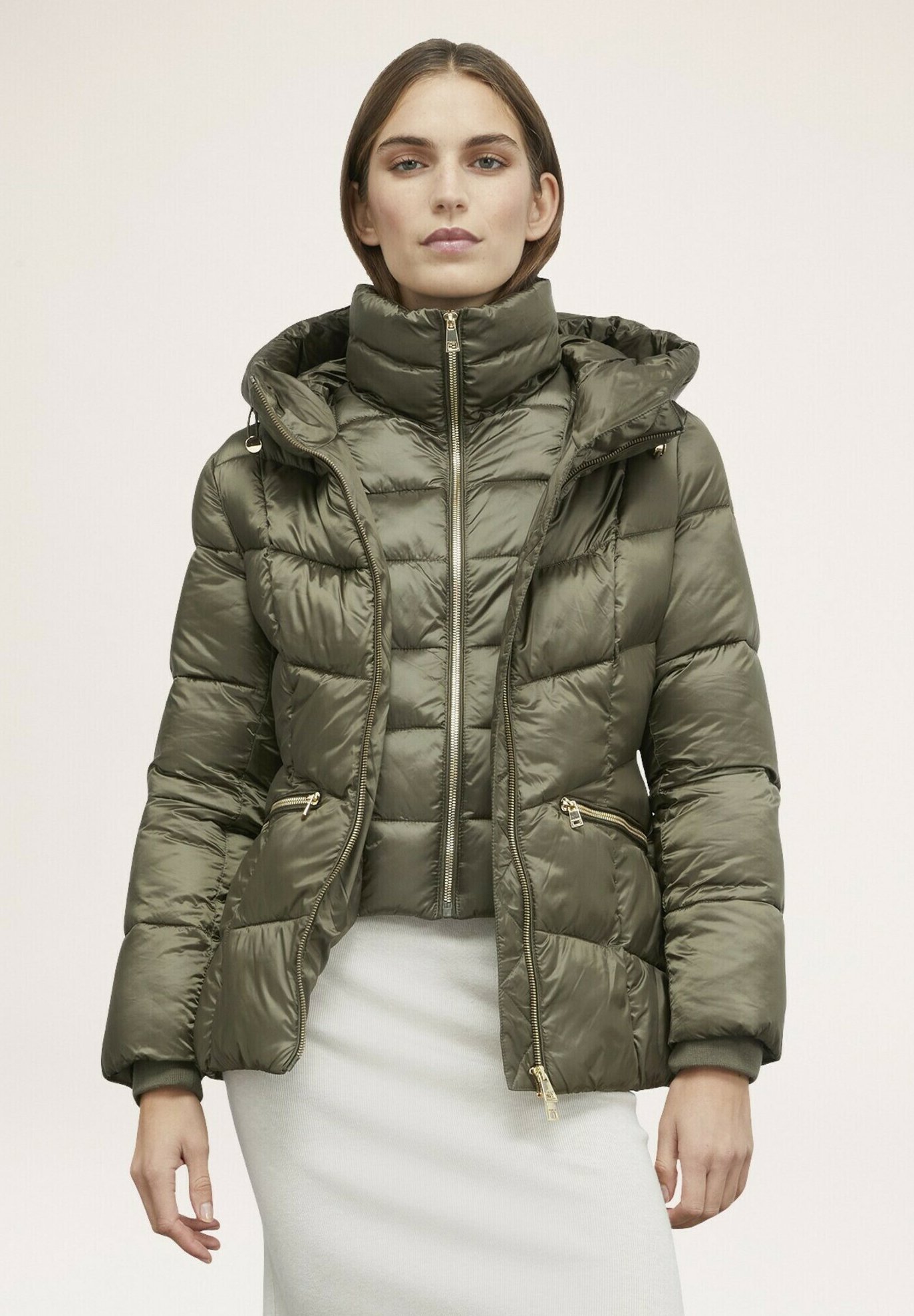 Motivi CON CAPPUCCIO E DOPPIA ZIP Giacca invernale verde