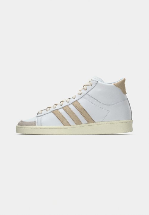 adidas Golf Originals SUPERSTAR PRO UNISEX - Golf shoes - chalk white/night  indigo/gold-coloured metallic/off-white - Zalando.co.uk