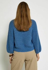 PEPPERCORN Pulover - blue riverside