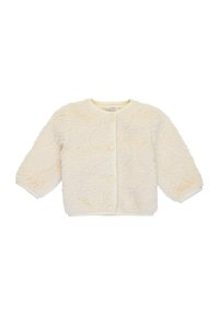 Crème-kleurige babyjas van pluche materiaal, met een ronde halslijn, lange mouwen en knoopsluitingen aan de voorkant.