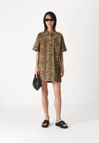 YAS YASLEONORA DRESS - Džinsa auduma kleita - multicolor
