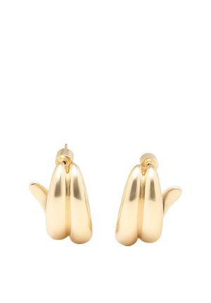 Coppia di orecchini clip-on in tonalità oro lucido a forma di grappoli di banane astratte su sfondo bianco.