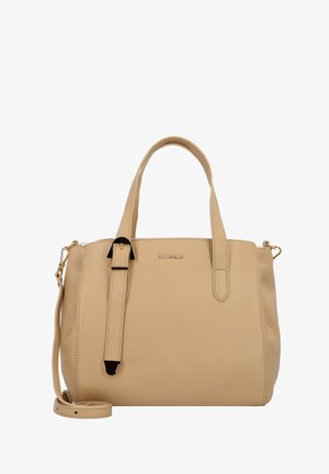 Beige leren handtas met gestructureerde vorm, dubbele handvatten, verstelbare schouderriem en hardware in goudkleur. Bevat subtiele logodetails.