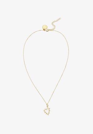 Collier en or avec un pendentif en forme de cœur, possédant une surface blanche et brillante, ornée de petites pierres claires accentuant le bord.