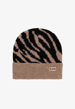 Berretto lavorato a maglia con corpo beige e strisce tigre nere, bordo a coste e piccolo logo metallico. Tessuto morbido e vestibilità elastica.