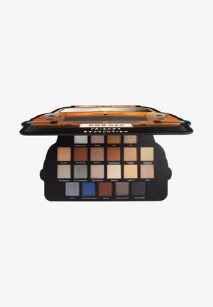 REVOLUTION X FRIENDS TAKE A DRIVE SHADOW PALETTE - Paleta cieni - -