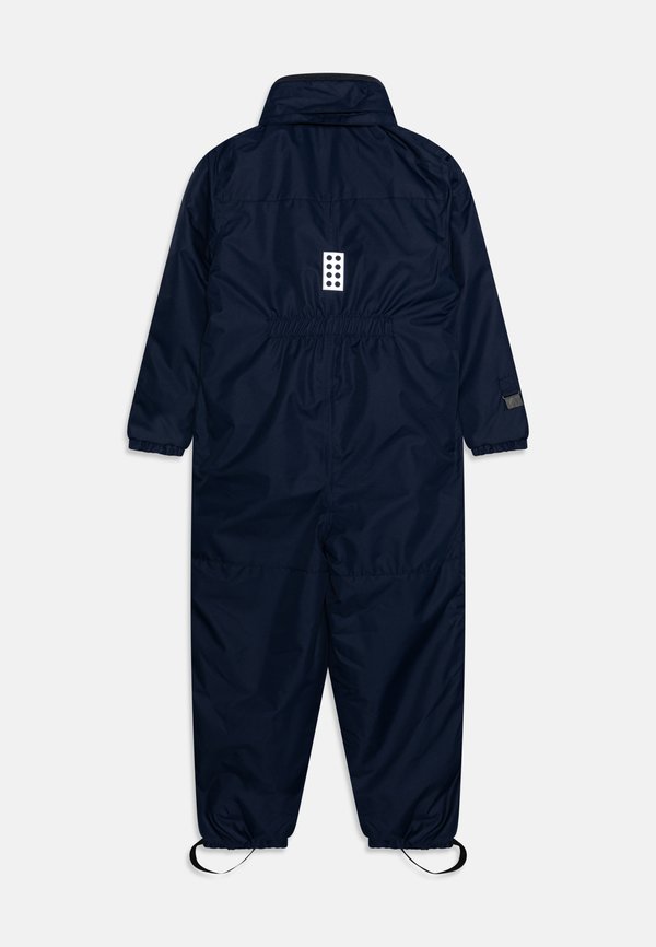LWJORI 721 - Snowsuit2