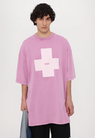 032c POINT OVERSIZED UNISEX - Print T-shirt - faded pink