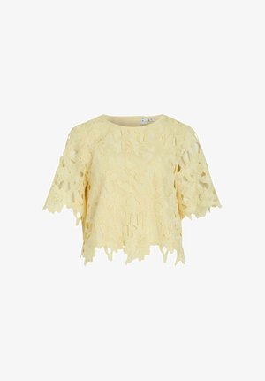 Geel kort mouwtjes crop top van kant met bloemen opengewerkte patronen en een getande zoom en mouwen.