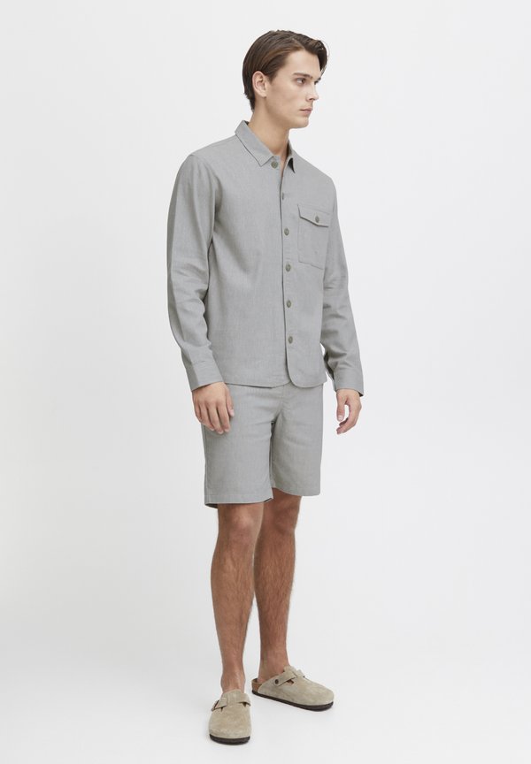 CFPHELIX LINEN MIX - Shorts - vetiver4
