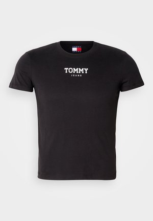 Μαύρο βαμβακερό T-shirt με στρογγυλή λαιμόκοψη, κοντά μανίκια και λευκό λογότυπο "TOMMY JEANS" τυπωμένο στο μπροστινό μέρος.