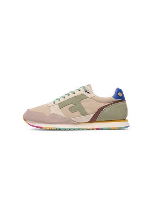 ELM - Trainers - kaki