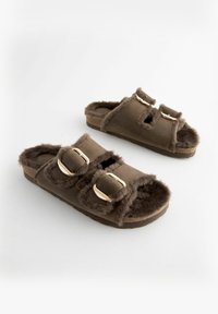 Next FOREVER COMFORT - REGULAR FIT - Papucsok - chocolate brown
