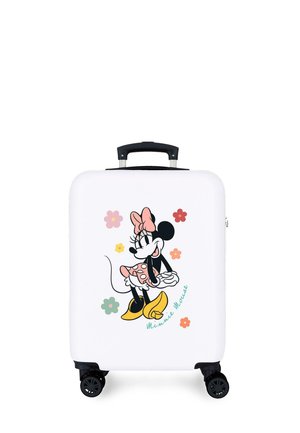 Maleta blanca con asa y ruedas negras, decorada con una ilustración colorida de Minnie Mouse rodeada de flores en tonos pastel.