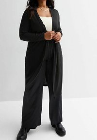 New Look Curves Strickjacke - black