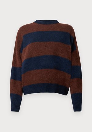 Pull rayé marron et bleu marine en tissu doux ; doté d'un col rond et de manches longues avec poignets et ourlet côtelés.