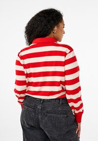 Zizzi LANGARM - Polosärk - red w birch stripe