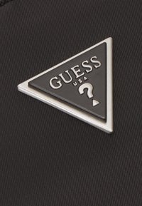 Guess CERTOSA SMART SMALL NECESSAIRE UNISEX - Mala a tiracolo - black