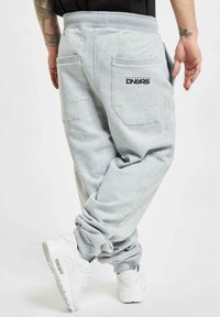 Dangerous DNGRS HERREN CLASSIC - Treniņtērpa apakšdaļas - grey melange
