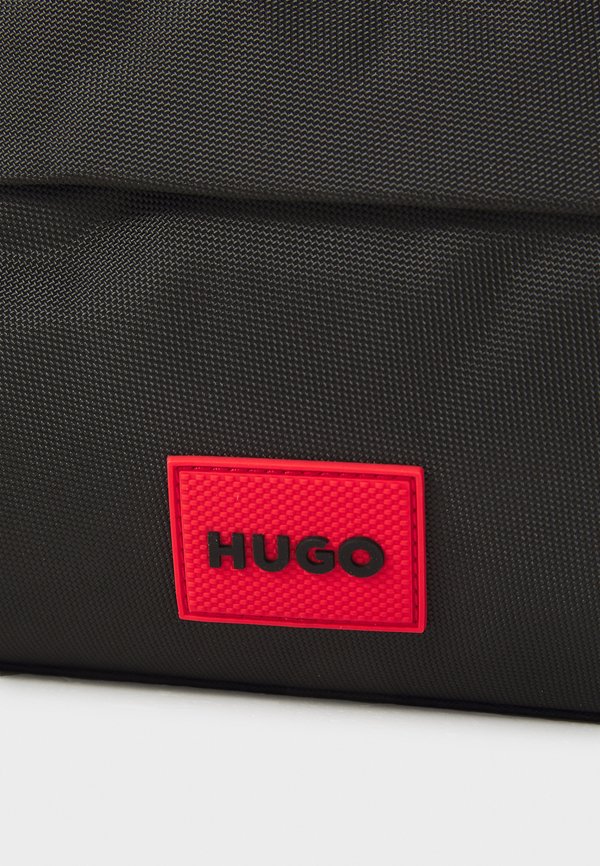 ETHON WASHBAG - Wash bag3