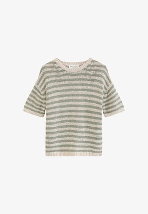 Groen-wit gestreepte, korte mouwen gebreide trui met ronde halslijn en geribde manchetten en zoom, plat uitgestald op een witte achtergrond.