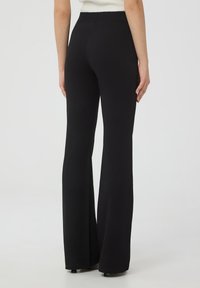 Terranova A ZAMPA ELASTICIZZATI - Pantaloni - nero