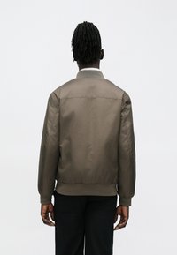 DRYKORN NOKANO - Geacă bomber - brown