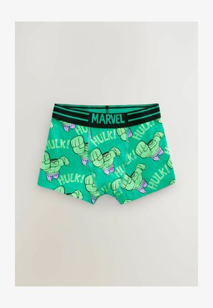 Žalios boxeriai su Hulk iliustracijomis ir tekstu "HULK!" žaismingame fone. Juodas elastingas juosmuo su "MARVEL" etikete.